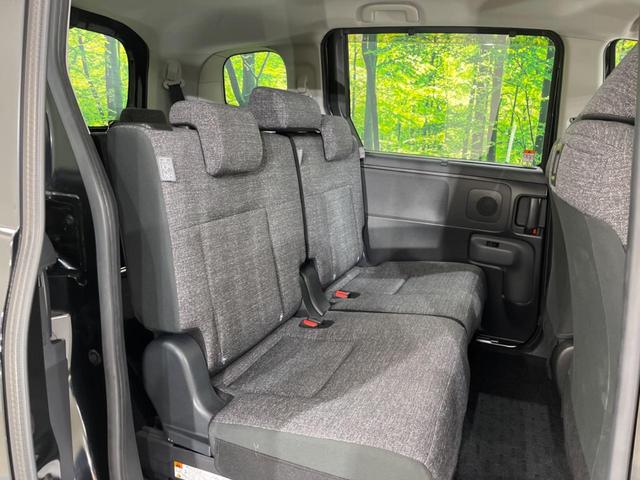 シエンタ Ｚ　禁煙車　純正１０型ディスプレイオーディオ　全周囲カメラ　両側電動スライドドア　衝突軽減装置　レーダークルーズ　ブラインドスポットモニター　レーンアシスト　クリアランスソナー　ＬＥＤヘッド（9枚目）