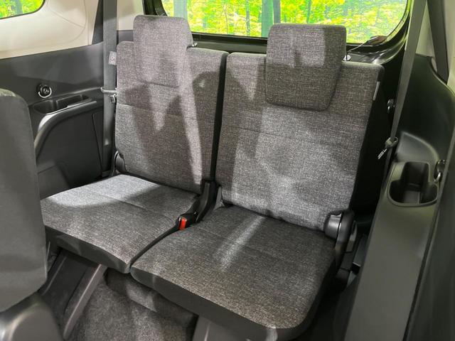 シエンタ Ｚ　禁煙車　純正１０型ディスプレイオーディオ　全周囲カメラ　両側電動スライドドア　衝突軽減装置　レーダークルーズ　ブラインドスポットモニター　レーンアシスト　クリアランスソナー　ＬＥＤヘッド（29枚目）