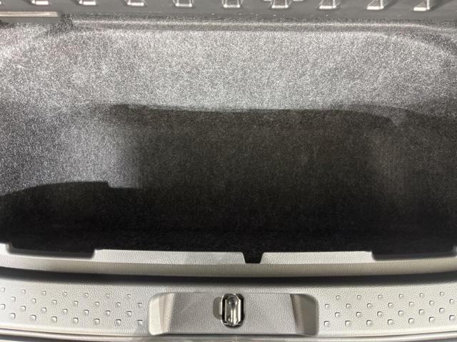 シエンタ Ｚ　禁煙車　純正１０型ディスプレイオーディオ　全周囲カメラ　両側電動スライドドア　衝突軽減装置　レーダークルーズ　ブラインドスポットモニター　レーンアシスト　クリアランスソナー　ＬＥＤヘッド（33枚目）