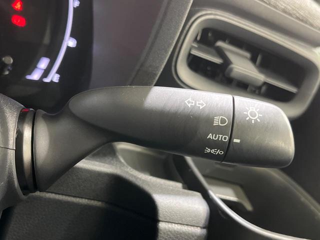 シエンタ Ｚ　禁煙車　純正１０型ディスプレイオーディオ　全周囲カメラ　両側電動スライドドア　衝突軽減装置　レーダークルーズ　ブラインドスポットモニター　レーンアシスト　クリアランスソナー　ＬＥＤヘッド（43枚目）