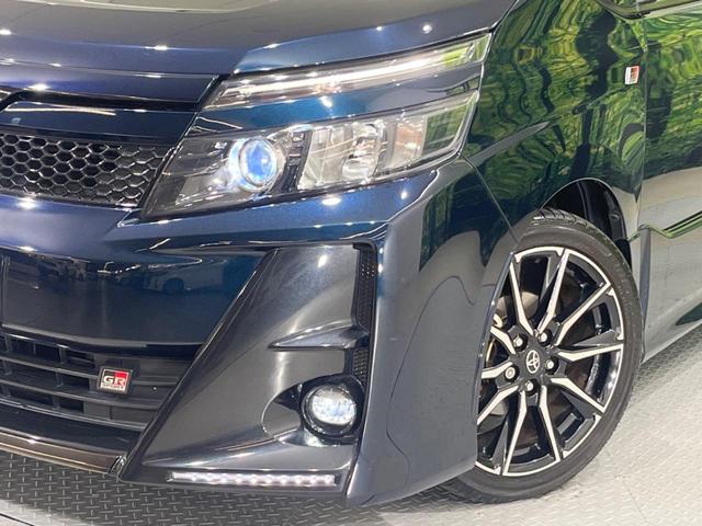 ヴォクシー ＺＳ　ＧＲスポーツ　禁煙車　純正９型ナビ　バックカメラ　両側電動スライドドア　衝突軽減装置　クルコン　レーンアシスト　ＬＥＤヘッド　オートマチックハイビーム　Ｂｌｕｅｔｏｏｔｈ再生　フルセグ　スマートキー（12枚目）