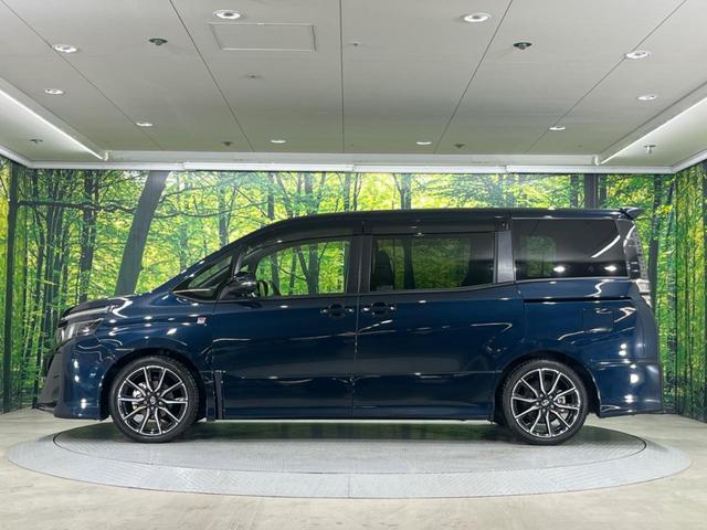 ヴォクシー ＺＳ　ＧＲスポーツ　禁煙車　純正９型ナビ　バックカメラ　両側電動スライドドア　衝突軽減装置　クルコン　レーンアシスト　ＬＥＤヘッド　オートマチックハイビーム　Ｂｌｕｅｔｏｏｔｈ再生　フルセグ　スマートキー（25枚目）