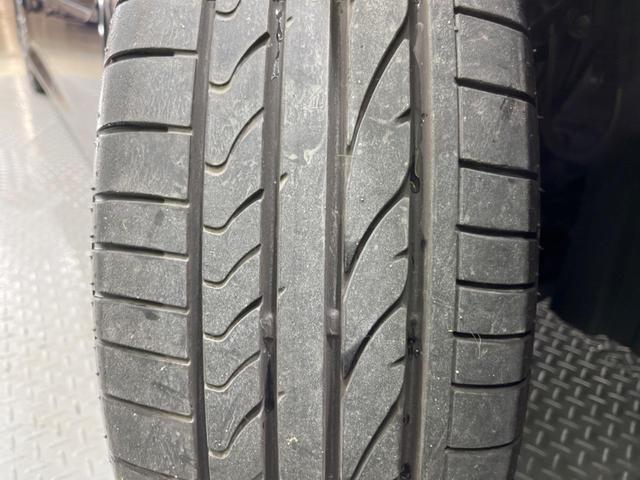 ヴォクシー ＺＳ　ＧＲスポーツ　禁煙車　純正９型ナビ　バックカメラ　両側電動スライドドア　衝突軽減装置　クルコン　レーンアシスト　ＬＥＤヘッド　オートマチックハイビーム　Ｂｌｕｅｔｏｏｔｈ再生　フルセグ　スマートキー（30枚目）