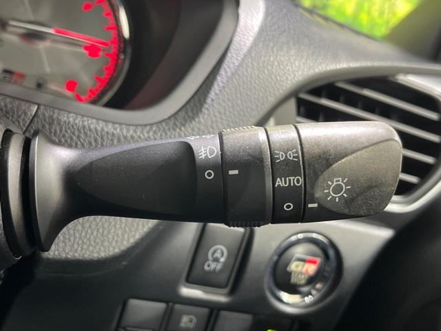 ヴォクシー ＺＳ　ＧＲスポーツ　禁煙車　純正９型ナビ　バックカメラ　両側電動スライドドア　衝突軽減装置　クルコン　レーンアシスト　ＬＥＤヘッド　オートマチックハイビーム　Ｂｌｕｅｔｏｏｔｈ再生　フルセグ　スマートキー（46枚目）