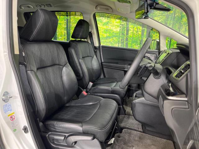 オデッセイ アブソルート　両側電動ドア　バックカメラ　衝突被害軽減システム　禁煙車　ハーフレザーシート　コーナーセンサー　スマートキー　ＬＥＤヘッド　ビルトインＥＴＣ　クルコン　オートライト　オートエアコン（9枚目）