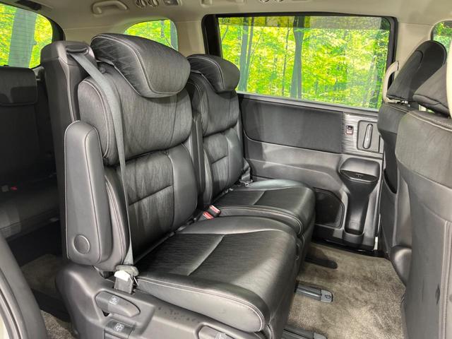 オデッセイ アブソルート　両側電動ドア　バックカメラ　衝突被害軽減システム　禁煙車　ハーフレザーシート　コーナーセンサー　スマートキー　ＬＥＤヘッド　ビルトインＥＴＣ　クルコン　オートライト　オートエアコン（10枚目）