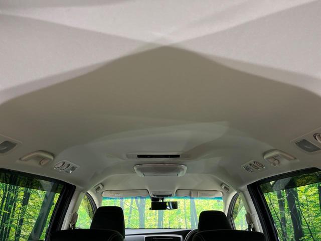 オデッセイ アブソルート　両側電動ドア　バックカメラ　衝突被害軽減システム　禁煙車　ハーフレザーシート　コーナーセンサー　スマートキー　ＬＥＤヘッド　ビルトインＥＴＣ　クルコン　オートライト　オートエアコン（41枚目）