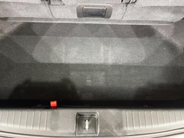 オデッセイ アブソルート　両側電動ドア　バックカメラ　衝突被害軽減システム　禁煙車　ハーフレザーシート　コーナーセンサー　スマートキー　ＬＥＤヘッド　ビルトインＥＴＣ　クルコン　オートライト　オートエアコン（45枚目）