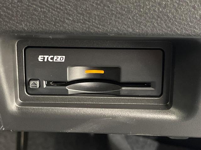 セレナ ｅ－パワー　ハイウェイスターＶ　登録済未使用車　純正１２型ナビ　全周囲カメラ　両側電動スライド　エマージェンシーブレーキ　プロパイロット　ブラインドスポットモニター　デジタルインナーミラー　ＥＴＣ　Ｂｌｕｅｔｏｏｔｈ　フルセグ（8枚目）