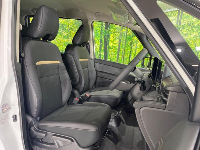 セレナ ｅ－パワー　ハイウェイスターＶ　登録済未使用車　純正１２型ナビ　全周囲カメラ　両側電動スライド　エマージェンシーブレーキ　プロパイロット　ブラインドスポットモニター　デジタルインナーミラー　ＥＴＣ　Ｂｌｕｅｔｏｏｔｈ　フルセグ（9枚目）