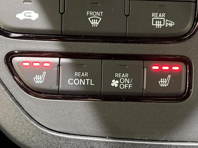 ステップワゴン ｅ：ＨＥＶスパーダ　禁煙車　純正１１型ナビ　全周囲カメラ　両側電動スライド　ホンダセンシング　レーダークルーズ　オートマチックハイビーム　ブラインドスポットモニター　ＥＴＣ　Ｂｌｕｅｔｏｏｔｈ　フルセグシートヒーター（7枚目）