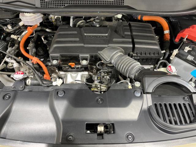 ステップワゴン ｅ：ＨＥＶスパーダ　禁煙車　純正１１型ナビ　全周囲カメラ　両側電動スライド　ホンダセンシング　レーダークルーズ　オートマチックハイビーム　ブラインドスポットモニター　ＥＴＣ　Ｂｌｕｅｔｏｏｔｈ　フルセグシートヒーター（20枚目）