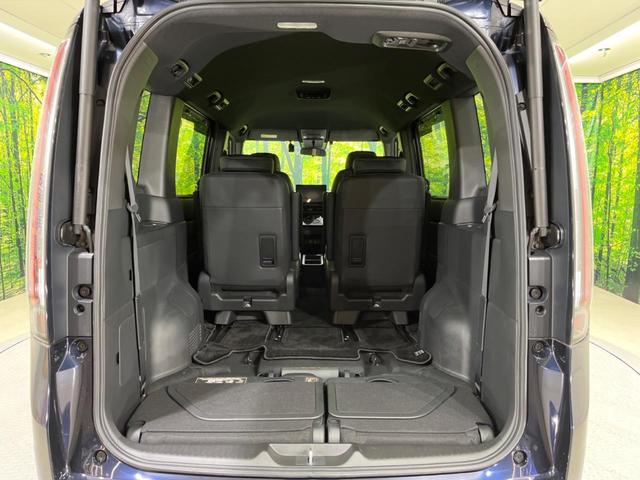 ステップワゴン ｅ：ＨＥＶスパーダ　禁煙車　純正１１型ナビ　全周囲カメラ　両側電動スライド　ホンダセンシング　レーダークルーズ　オートマチックハイビーム　ブラインドスポットモニター　ＥＴＣ　Ｂｌｕｅｔｏｏｔｈ　フルセグシートヒーター（47枚目）