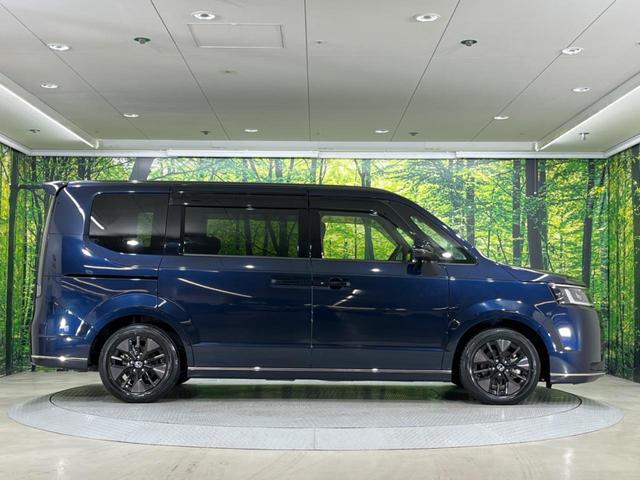ステップワゴン ｅ：ＨＥＶスパーダ　禁煙車　純正１１型ナビ　全周囲カメラ　両側電動スライド　ホンダセンシング　レーダークルーズ　オートマチックハイビーム　ブラインドスポットモニター　ＥＴＣ　Ｂｌｕｅｔｏｏｔｈ　フルセグシートヒーター（52枚目）