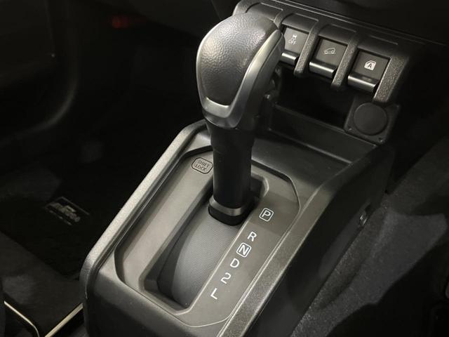 ジムニーシエラ ＪＣ　４ＷＤ　衝突被害軽減システム　禁煙車　コーナーセンサー　スマートキー　ＬＥＤヘッド　ビルトインＥＴＣ　クルコン　純正１５インチアルミ　車線逸脱警報　オートライト　オートエアコン（20枚目）