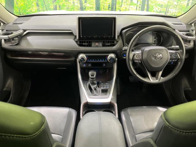 ＲＡＶ４ Ｇ　４ＷＤ　純正ＳＤナビ　バックカメラ　衝突被害軽減システム　レーダークルーズ　禁煙車　電動リアゲート　ハーフレザーシート　パワーシート　ドラレコ　コーナーセンサー　スマートキー　ＬＥＤヘッド（2枚目）