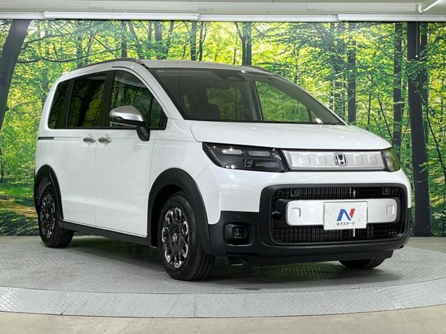 フリード e:HEVクロスター 登録済未使用車 アダプティブクルーズコントロール 衝突軽減装置 レーンキープ ブラインドスポットモニター クリアランスソナー 両側電動スライドドア 前席シートヒーター アイドリングストップ(14枚目)