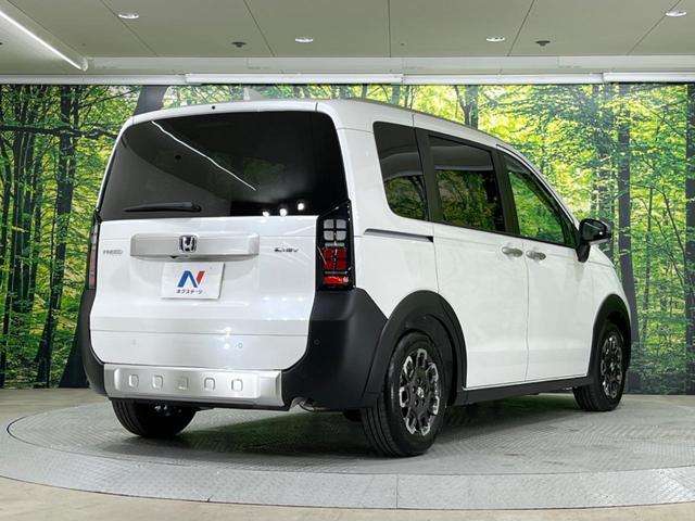 フリード e:HEVクロスター 登録済未使用車 アダプティブクルーズコントロール 衝突軽減装置 レーンキープ ブラインドスポットモニター クリアランスソナー 両側電動スライドドア 前席シートヒーター アイドリングストップ(27枚目)