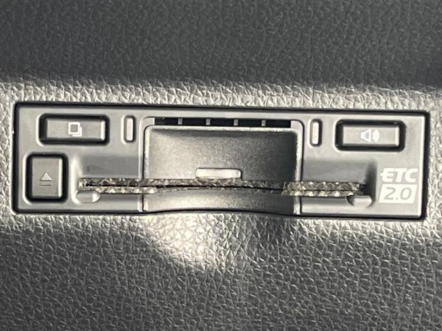 シエンタ ハイブリッドZ 禁煙車 両側電動スライドドア 純正10型ナビ 全周囲カメラ レーダークルーズコントロール 衝突軽減装置 レーンキープ コーナーセンサー ブラインドスポットモニター AC100V電源 オートハイビーム(7枚目)