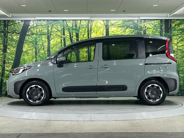 シエンタ ハイブリッドZ 禁煙車 両側電動スライドドア 純正10型ナビ 全周囲カメラ レーダークルーズコントロール 衝突軽減装置 レーンキープ コーナーセンサー ブラインドスポットモニター AC100V電源 オートハイビーム(30枚目)