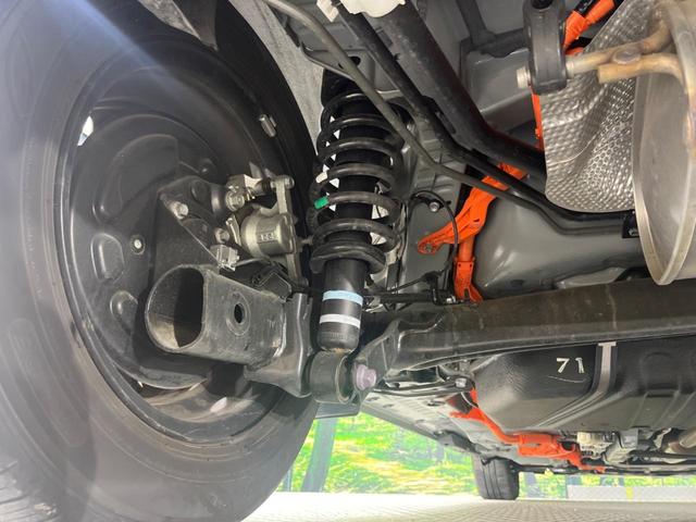 シエンタ ハイブリッドZ 禁煙車 両側電動スライドドア 純正10型ナビ 全周囲カメラ レーダークルーズコントロール 衝突軽減装置 レーンキープ コーナーセンサー ブラインドスポットモニター AC100V電源 オートハイビーム(40枚目)