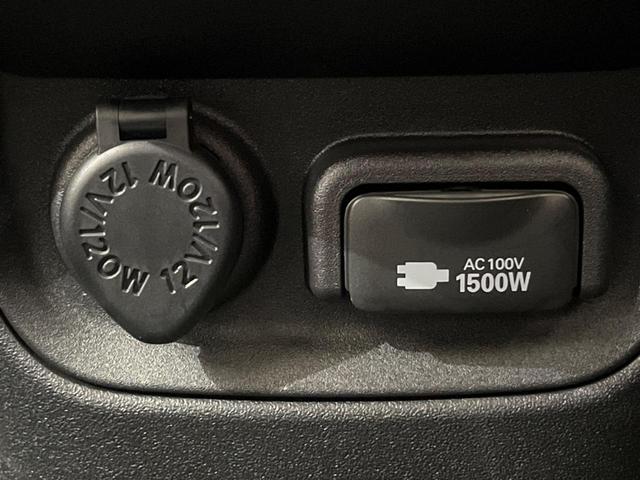 シエンタ ハイブリッドZ 禁煙車 両側電動スライドドア 純正10型ナビ 全周囲カメラ レーダークルーズコントロール 衝突軽減装置 レーンキープ コーナーセンサー ブラインドスポットモニター AC100V電源 オートハイビーム(51枚目)