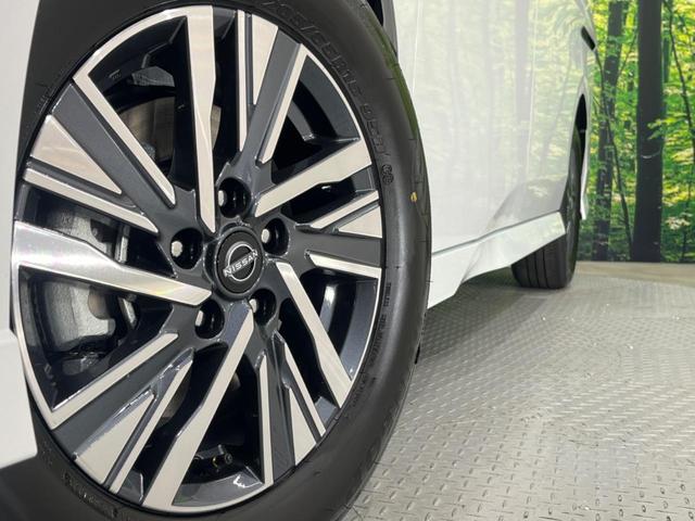 セレナ e-パワー ハイウェイスターV 登録済未使用車 両側電動ドア 全周囲カメラ 衝突被害軽減システム ドラレコ コーナーセンサー スマートキー LEDヘッド ビルトインETC 純正16インチアルミ オートハイビーム 車線逸脱警報(14枚目)