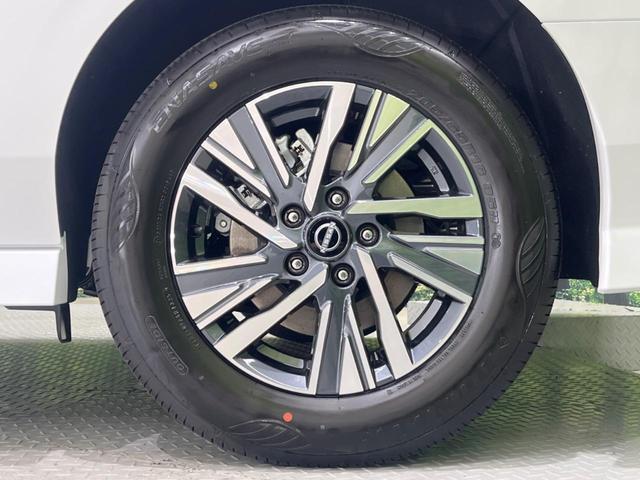 セレナ e-パワー ハイウェイスターV 登録済未使用車 両側電動ドア 全周囲カメラ 衝突被害軽減システム ドラレコ コーナーセンサー スマートキー LEDヘッド ビルトインETC 純正16インチアルミ オートハイビーム 車線逸脱警報(22枚目)