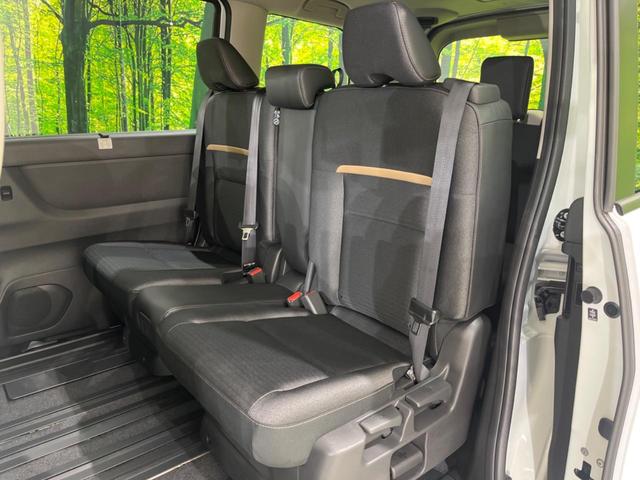 セレナ e-パワー ハイウェイスターV 登録済未使用車 両側電動ドア 全周囲カメラ 衝突被害軽減システム ドラレコ コーナーセンサー スマートキー LEDヘッド ビルトインETC 純正16インチアルミ オートハイビーム 車線逸脱警報(31枚目)