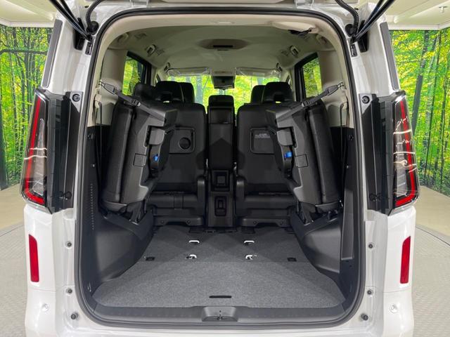 セレナ e-パワー ハイウェイスターV 登録済未使用車 両側電動ドア 全周囲カメラ 衝突被害軽減システム ドラレコ コーナーセンサー スマートキー LEDヘッド ビルトインETC 純正16インチアルミ オートハイビーム 車線逸脱警報(33枚目)