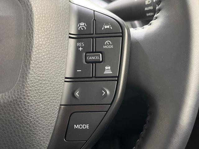 プリウス Ｘ　バックカメラ　１００Ｖ電源　衝突被害軽減システム　レーダークルーズ　禁煙車　ドラレコ　コーナーセンサー　スマートキー　ＬＥＤヘッド　ビルトインＥＴＣ　純正１７インチアルミ　オートハイビーム（5枚目）