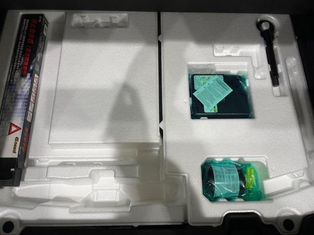 プリウス Ｘ　バックカメラ　１００Ｖ電源　衝突被害軽減システム　レーダークルーズ　禁煙車　ドラレコ　コーナーセンサー　スマートキー　ＬＥＤヘッド　ビルトインＥＴＣ　純正１７インチアルミ　オートハイビーム（30枚目）