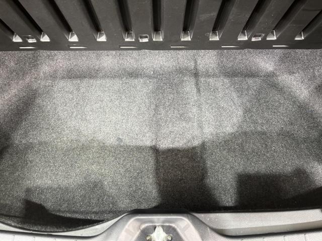 ヴォクシー Ｓ－Ｇ　両側電動ドア　バックカメラ　衝突被害軽減システム　レーダークルーズ　禁煙車　ドラレコ　コーナーセンサー　スマートキー　ＬＥＤヘッド　ＥＴＣ２．０　純正１６インチアルミ　オートハイビーム　車線逸脱警報（43枚目）