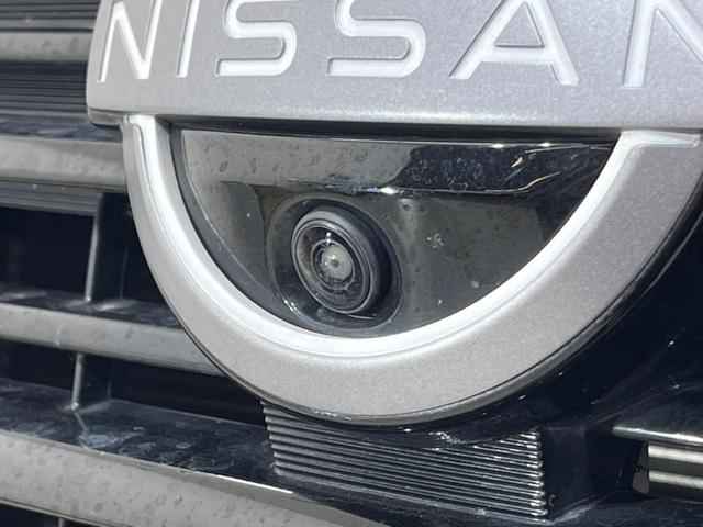 セレナ ハイウェイスターＶ　両側電動ドア　全周囲カメラ　衝突被害軽減システム　禁煙車　コーナーセンサー　スマートキー　ＬＥＤヘッド　ＥＴＣ２．０　オートハイビーム　車線逸脱警報　オートライト　デュアルエアコン（22枚目）