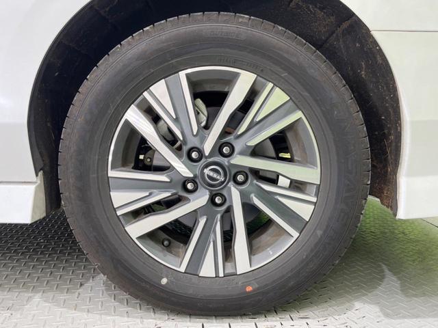 セレナ ハイウェイスターＶ　両側電動ドア　全周囲カメラ　衝突被害軽減システム　禁煙車　コーナーセンサー　スマートキー　ＬＥＤヘッド　ＥＴＣ２．０　オートハイビーム　車線逸脱警報　オートライト　デュアルエアコン（24枚目）