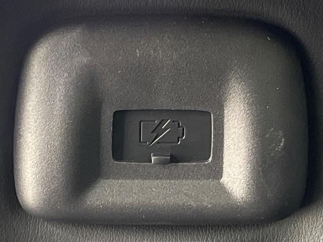 セレナ ハイウェイスターＶ　両側電動ドア　全周囲カメラ　衝突被害軽減システム　禁煙車　コーナーセンサー　スマートキー　ＬＥＤヘッド　ＥＴＣ２．０　オートハイビーム　車線逸脱警報　オートライト　デュアルエアコン（44枚目）