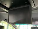【１２．８型フリップダウン】大画面モニターで後席でもエンタメをお楽しみいただけます。家族や友人とお出かけする機会が多い方に大人気です♪