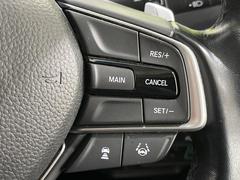 �ڥ����ץƥ��֥��롼������ȥ�����۹�®ƻϩ�Ǥ�Ĺ��Υ���Ԥ��ڤˡ�����ư��®�٤��ݤĥ��롼������ȥ����뤬�����ͷڸ������ƥ��Ϣ�Ȥ��������μ�ξ���Τ��Ƽִ֤��ݤĤ褦��®��Ĵ�ᤷ�Ƥ���ޤ����� 6