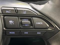 �ڥ졼�������롼������ȥ�����۹�®ƻϩ�Ǥ�Ĺ��Υ���Ԥ��ڤˡ�����ư��®�٤��ݤĥ��롼������ȥ����뤬�����ͷڸ������ƥ��Ϣ�Ȥ��������μ�ξ���Τ��Ƽִ֤��ݤĤ褦��®��Ĵ�ᤷ�Ƥ���ޤ����� 4