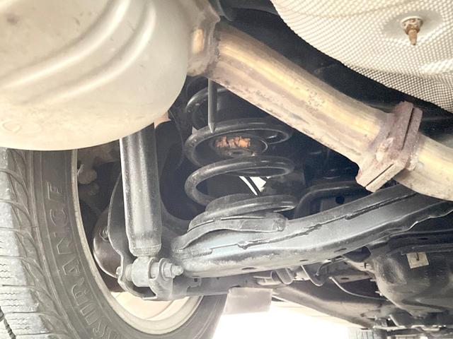 ＭＰＶ ２３Ｓ　両側電動ドア　バックカメラ　ＨＩＤヘッド　ＥＴＣ　オートライト　デュアルエアコン　純正１７インチアルミ　リアエアコン　Ｂｌｕｅｔｏｏｔｈ　ＣＤ　ＤＶＤ再生　フルセグ（20枚目）