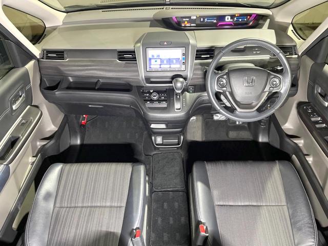 フリード Ｇ・ホンダセンシング　両側電動ドア　純正ＳＤナビ　バックカメラ　衝突被害軽減システム　ハーフレザーシート　スマートキー　ＬＥＤヘッド　ＥＴＣ　アダプティブクルーズ　純正１５インチアルミ　オートライト　オートエアコン（2枚目）