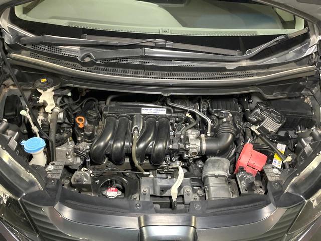 フリード Ｇ・ホンダセンシング　両側電動ドア　純正ＳＤナビ　バックカメラ　衝突被害軽減システム　ハーフレザーシート　スマートキー　ＬＥＤヘッド　ＥＴＣ　アダプティブクルーズ　純正１５インチアルミ　オートライト　オートエアコン（19枚目）