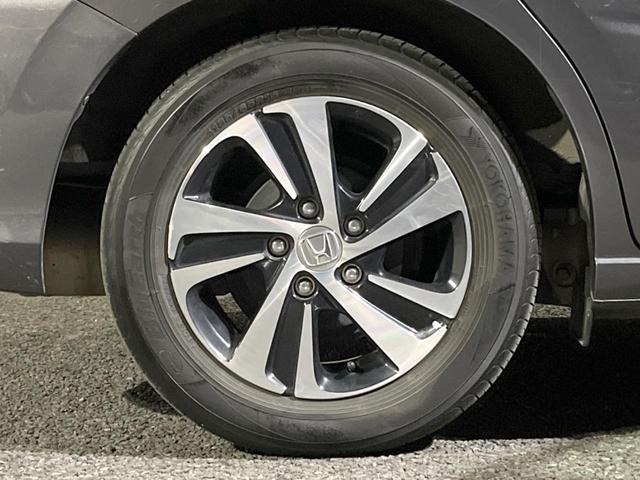 フリード Ｇ・ホンダセンシング　両側電動ドア　純正ＳＤナビ　バックカメラ　衝突被害軽減システム　ハーフレザーシート　スマートキー　ＬＥＤヘッド　ＥＴＣ　アダプティブクルーズ　純正１５インチアルミ　オートライト　オートエアコン（25枚目）