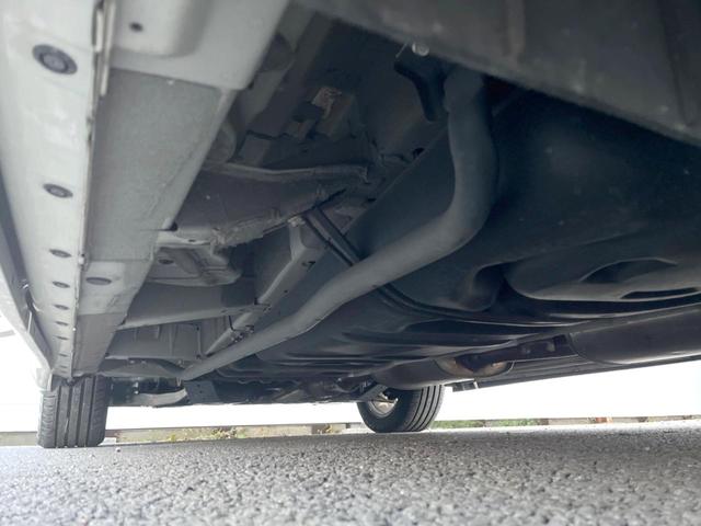 エルグランド 250ハイウェイスターアーバンクロム 純正8インチナビ 両側電動ドア 後席モニター 全周囲カメラ 100V電源 ハーフレザーシート スマートキー HIDヘッド ビルトインETC 純正18インチアルミ オートライト(21枚目)