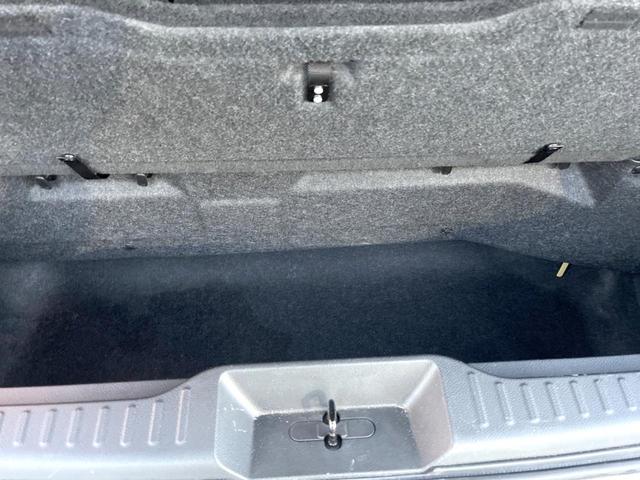 エルグランド 250ハイウェイスターアーバンクロム 純正8インチナビ 両側電動ドア 後席モニター 全周囲カメラ 100V電源 ハーフレザーシート スマートキー HIDヘッド ビルトインETC 純正18インチアルミ オートライト(39枚目)