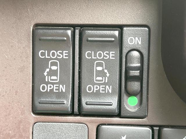 ルーミー Ｇ　コージーエディション　両側電動ドア　純正ＳＤナビ　バックカメラ　衝突被害軽減システム　コーナーセンサー　スマートキー　ビルトインＥＴＣ　クルコン　純正１５インチアルミ　オートハイビーム　オートライト　オートエアコン（7枚目）