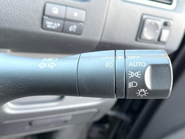 セレナ ハイウェイスター　Ｖセレクション＋セーフティ　ＳＨＶ　両側電動ドア　後席モニター　バックカメラ　スマートキー　ＨＩＤヘッド　ビルトインＥＴＣ　クルコン　純正１６インチアルミ　車線逸脱警報　オートライト　オートエアコン　リアエアコン　Ｂｌｕｅｔｏｏｔｈ（49枚目）