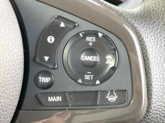 �ڥ����ץƥ��֥��롼������ȥ�����۹�®ƻϩ�Ǥ�Ĺ��Υ���Ԥ��ڤˡ�����ư��®�٤��ݤĥ��롼������ȥ����뤬�����ͷڸ������ƥ��Ϣ�Ȥ��������μ�ξ���Τ��Ƽִ֤��ݤĤ褦��®��Ĵ�ᤷ�Ƥ���ޤ����� 6