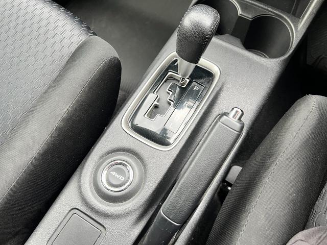 アウトランダー ２４Ｇナビパッケージ　新品アルミＤ１０Ｘ／新品タイヤジオランダーＸＡＴ／ＥＴＣ／バックカメラ／サイドカメラ／電動リアゲート／パドルシフト／ナビ／フルセグＴＶ／Ｂｌｕｅｔｏｏｔｈオーディオ／ＤＶＤ／ＣＤ／アイドリングストップ（26枚目）