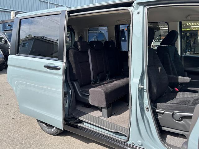 ステップワゴン G Eセレクション 修復無/保証1年/新品バッテリー付/全塗装カスタム/アンヴィルグレー/新品マッドスタータイヤ&新品ZACK JP-209アルミ/両側パワスラ/BTオーディオ/フルセグ/ヘッドライト&テールスモーク塗装(17枚目)